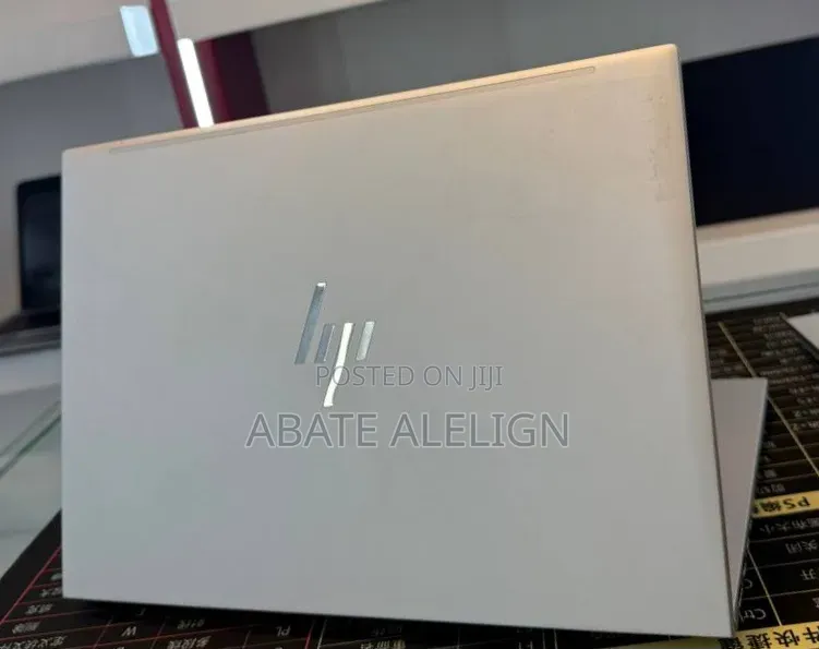 New Laptop HP EliteBook 840 G8 16GB Intel Core i7 SSD 512GB