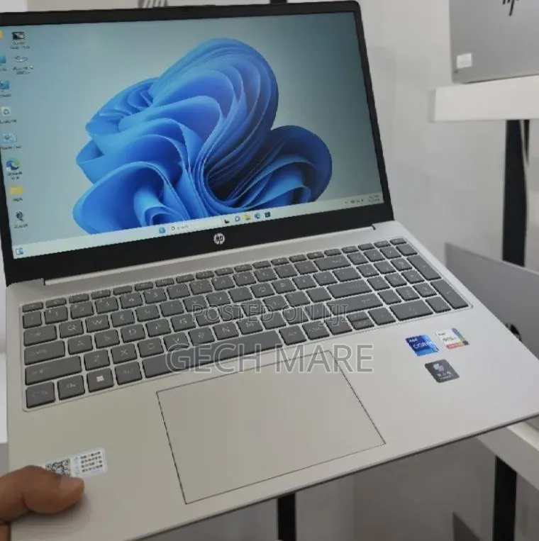 New Laptop HP Stream Notebook 16GB Intel Core i7 SSD 1T