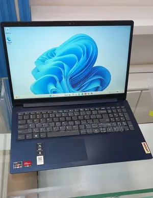 New Laptop Lenovo IdeaPad 1 8GB AMD Ryzen 5 SSD 256GB
