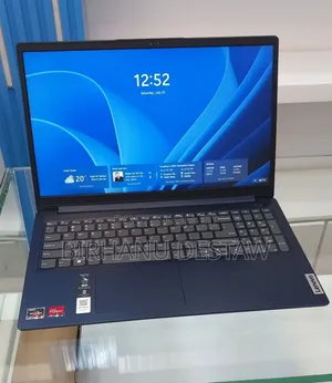 New Laptop Lenovo IdeaPad 1 8GB AMD Ryzen 5 SSD 256GB