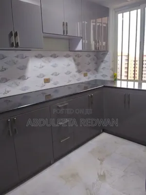 Modern and Luxury Uv Kitchen Cabinet Island
