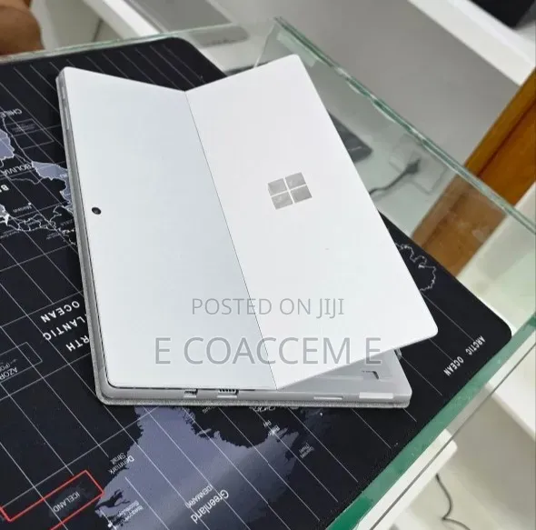New Laptop Microsoft Surface 16GB Intel Core i5 SSD 256GB