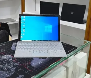 New Laptop Microsoft Surface 16GB Intel Core i5 SSD 256GB
