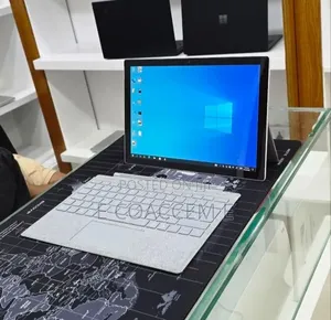 New Laptop Microsoft Surface 16GB Intel Core i5 SSD 256GB