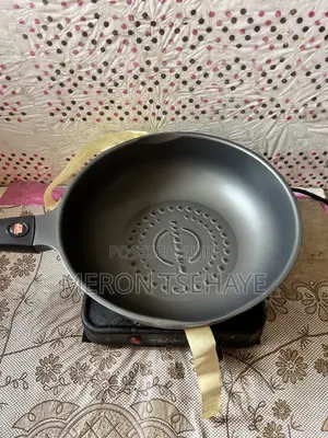 Cooking PAN Made of Titanium