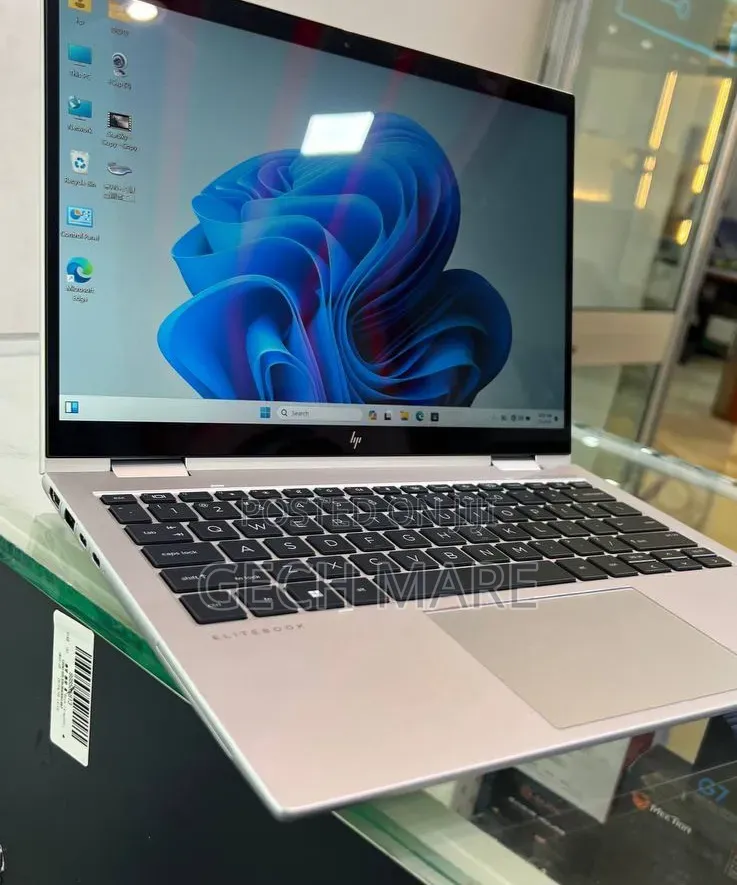 New Laptop HP EliteBook 840 10 16GB Intel Core i7 SSD 512GB
