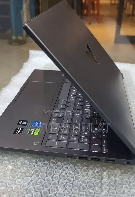 New Laptop HP Victus 16 16GB Intel Core i7 SSD 1T