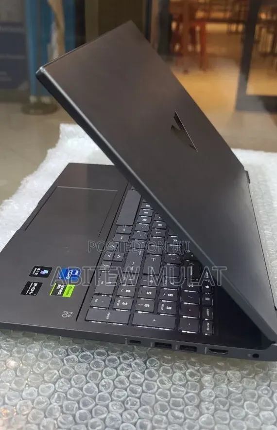 New Laptop HP Victus 16 16GB Intel Core i7 SSD 1T