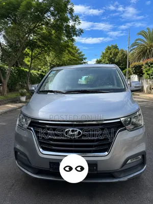 Hyundai Starex 2021 Silver