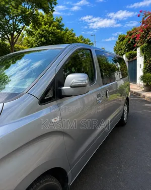 Hyundai Starex 2021 Silver