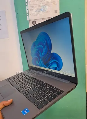 New Laptop HP Stream Notebook 16GB Intel Core i5 SSD 512GB