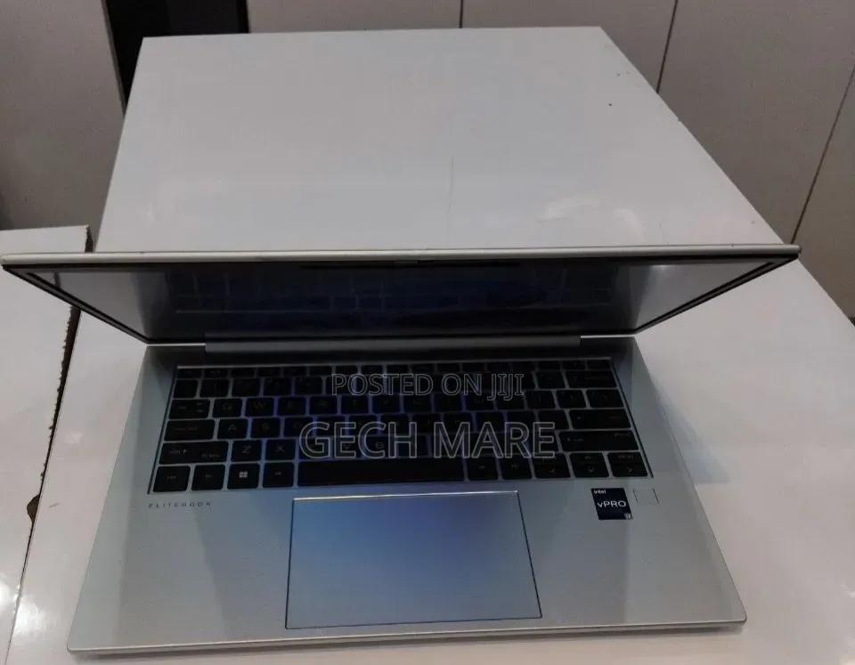 New Laptop HP EliteBook 840 G10 16GB Intel Core i7 SSD 512GB