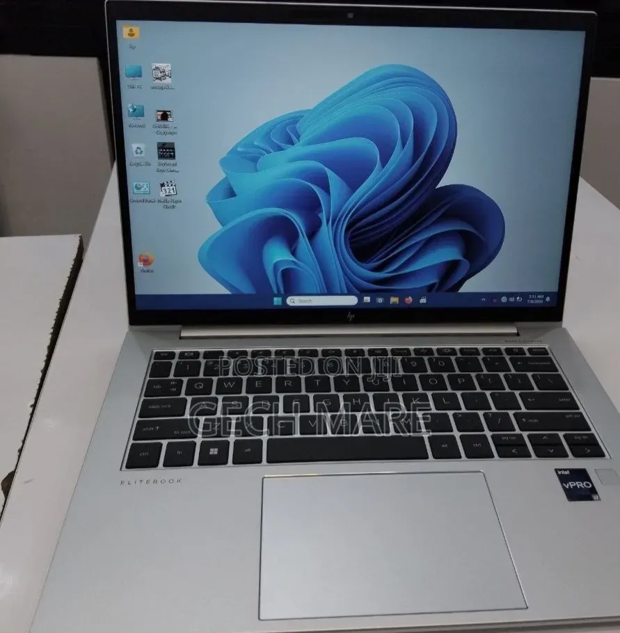 New Laptop HP EliteBook 840 G10 16GB Intel Core i7 SSD 512GB