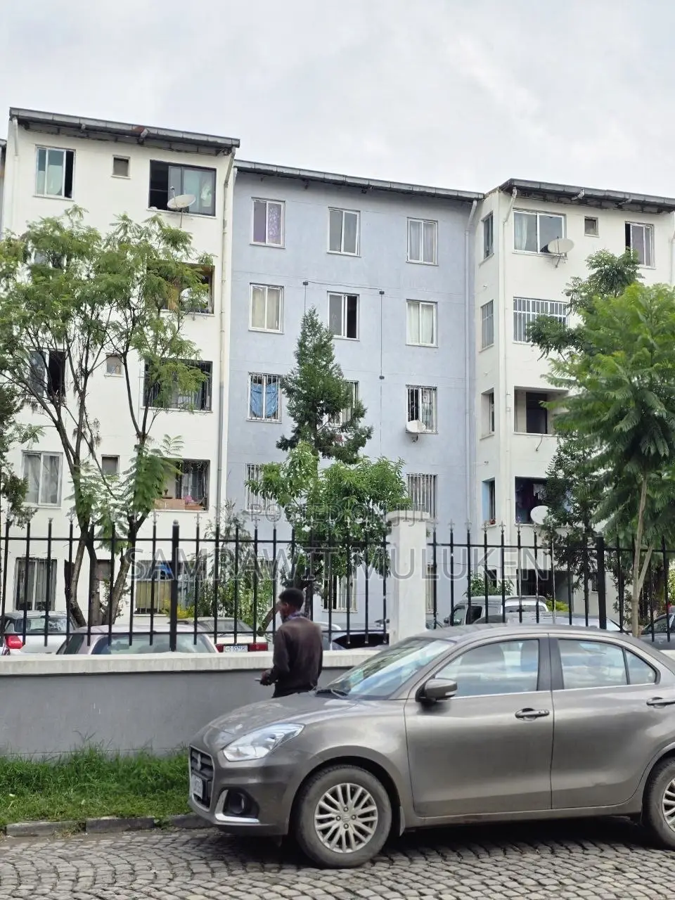 3bdrm Condo in Nifas Silk-Lafto for sale