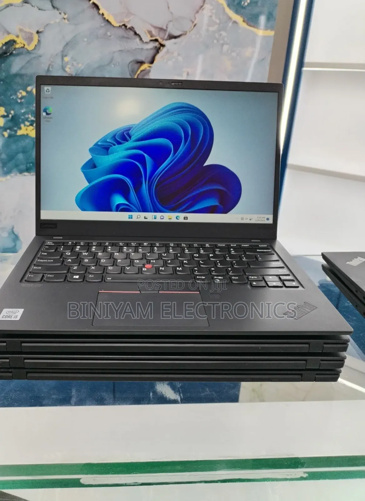 New Laptop Lenovo ThinkPad X1 Carbon 8GB Intel Core i5 SSD 512GB