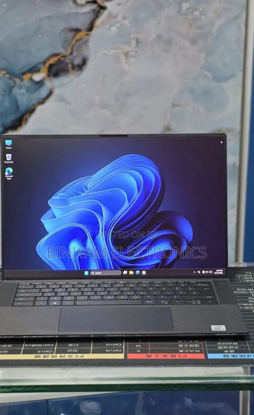 New Laptop Dell XPS 15 16GB Intel Core i7 SSD 512GB