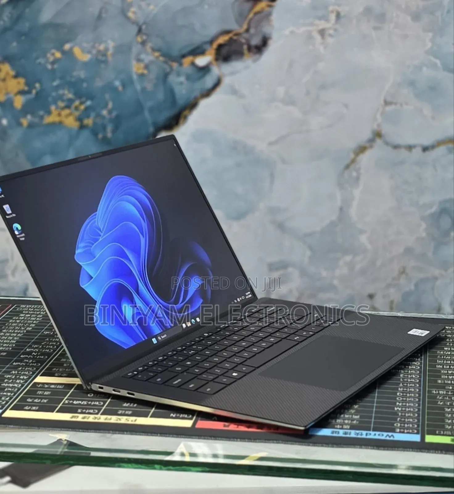 New Laptop Dell XPS 15 16GB Intel Core i7 SSD 512GB