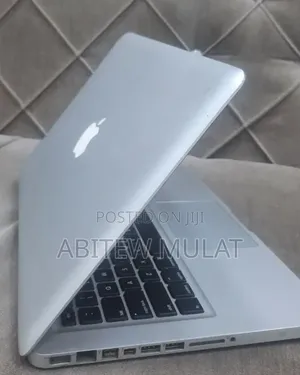 New Laptop Apple MacBook Pro 2012 4GB Intel Core i5 HDD 320GB