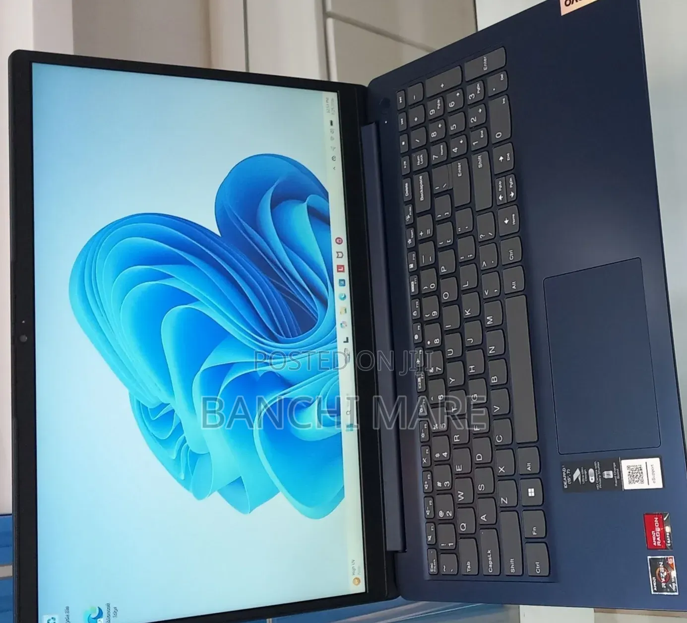 New Laptop Lenovo IdeaPad 1 8GB AMD Ryzen 5 SSD 256GB