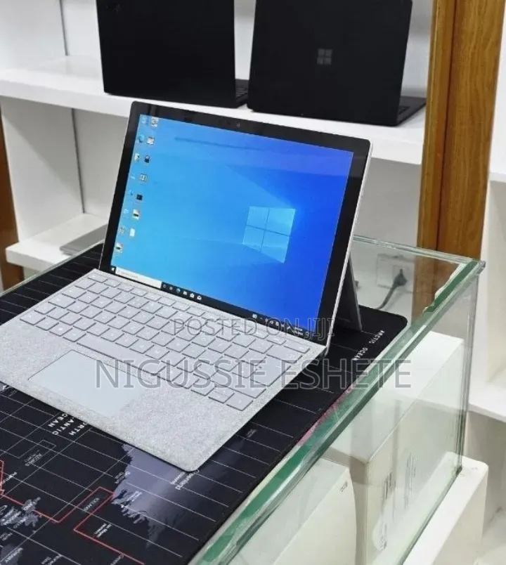 New Laptop Microsoft Surface Pro 7 16GB Intel Core i5 SSD 256GB