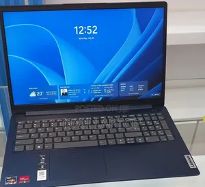 New Laptop Lenovo 8GB AMD Ryzen 5 SSD 256GB