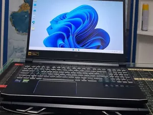 New Laptop Acer Predator Helios 300 16GB Intel Core i9 SSD 512GB