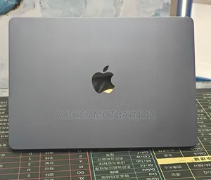 New Laptop Apple MacBook Air 2022 M2 16GB Intel Core M2 SSD 512GB