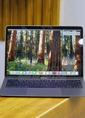 New Laptop Apple MacBook Air 2020 M1 16GB Apple M1 SSD 256GB
