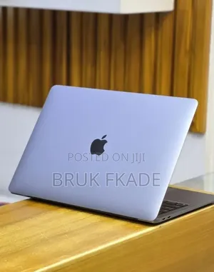 New Laptop Apple MacBook Air 2020 M1 16GB Apple M1 SSD 256GB
