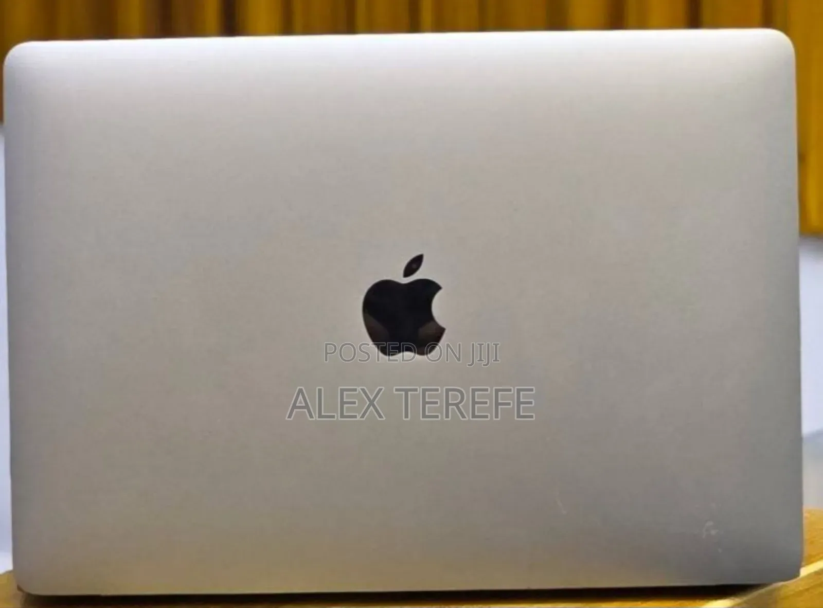 New Laptop Apple MacBook Air 2020 M1 16GB Apple M1 SSD 256GB