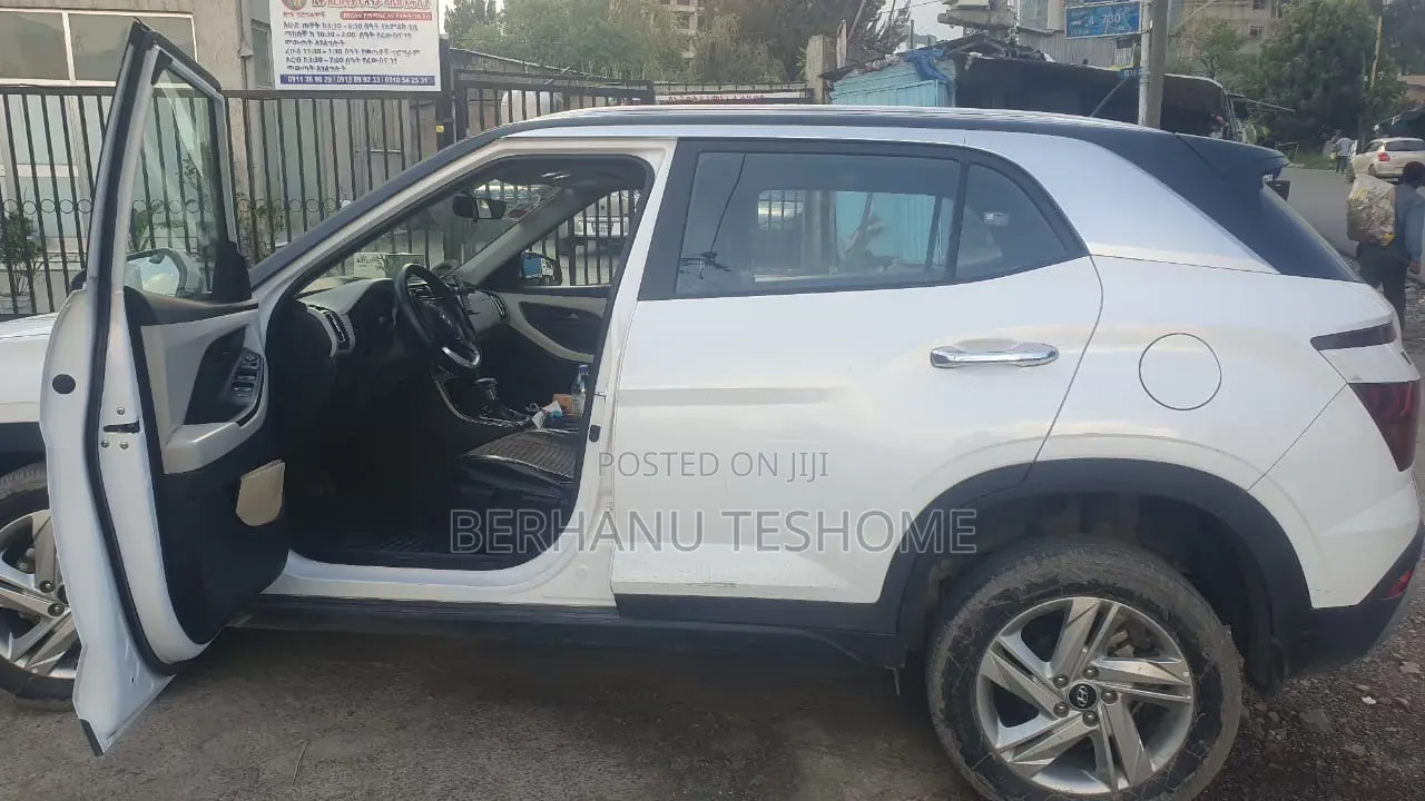 Hyundai Creta 2023 White