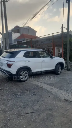 Hyundai Creta 2023 White
