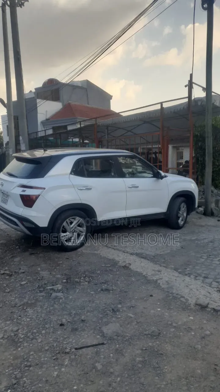 Hyundai Creta 2023 White
