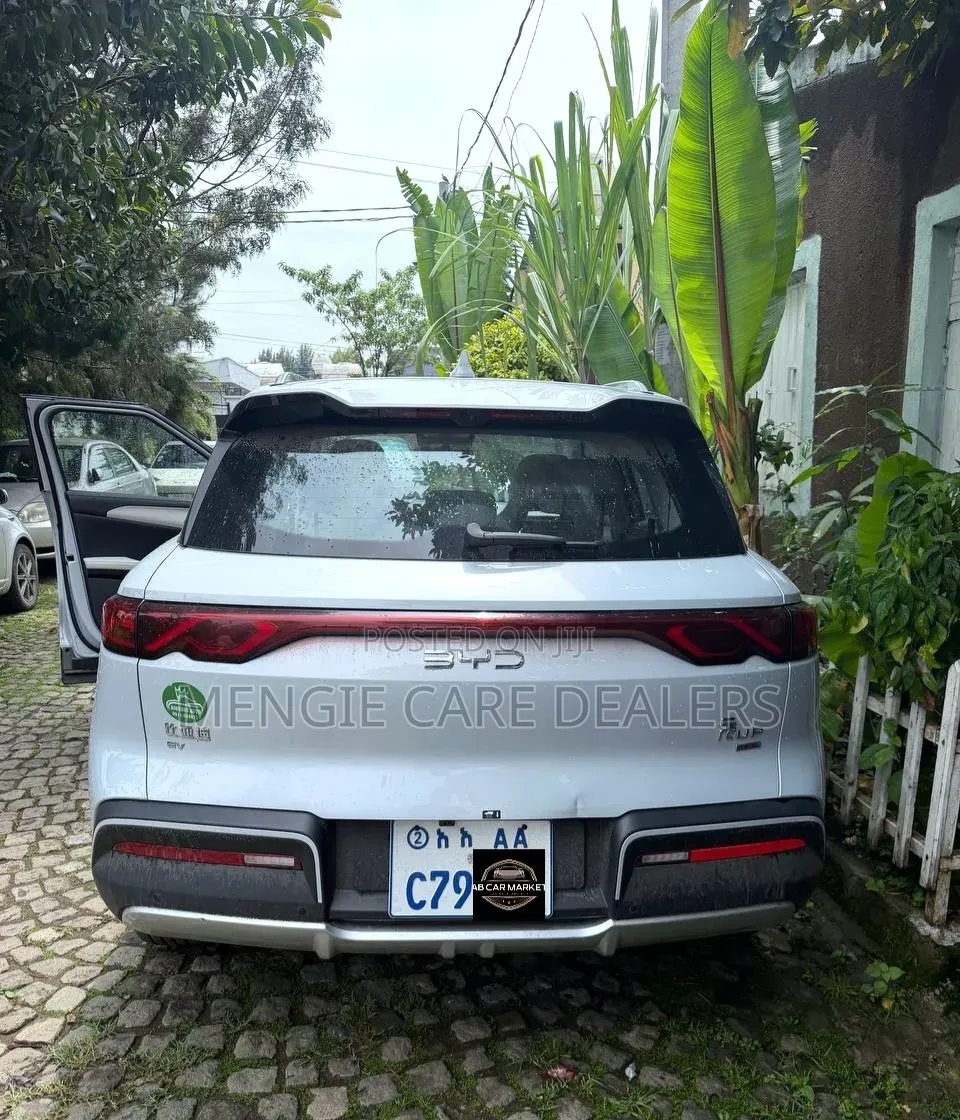 New BYD Yuan Up 2025 Silver