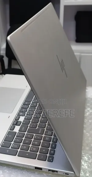 New Laptop HP EliteBook 840 16GB Intel Core Ultra 7 SSD 512GB