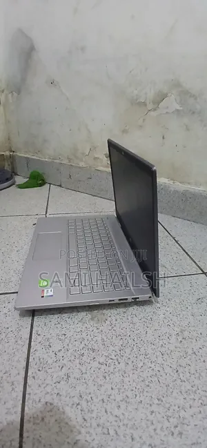 New Laptop HP Pavilion 14 16GB Intel Core i7 SSD 512GB