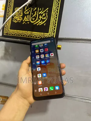 Tecno Spark 7 64 GB Silver