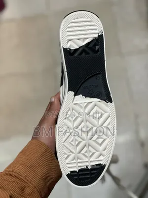 Converse Chunky Shoes