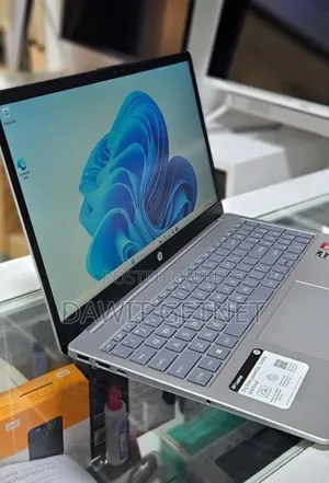 New Laptop HP Stream Notebook 16GB AMD Ryzen 5 SSD 256GB