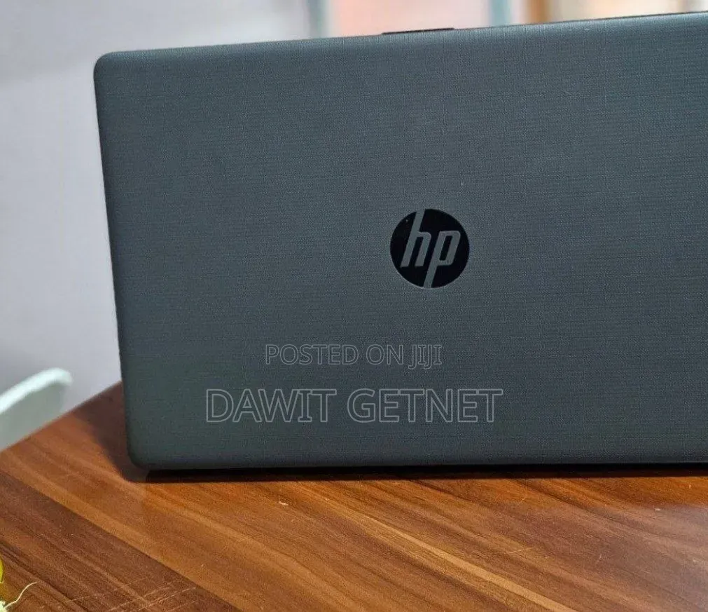 New Laptop HP Stream Notebook 8GB Intel Core i7 HDD 1T