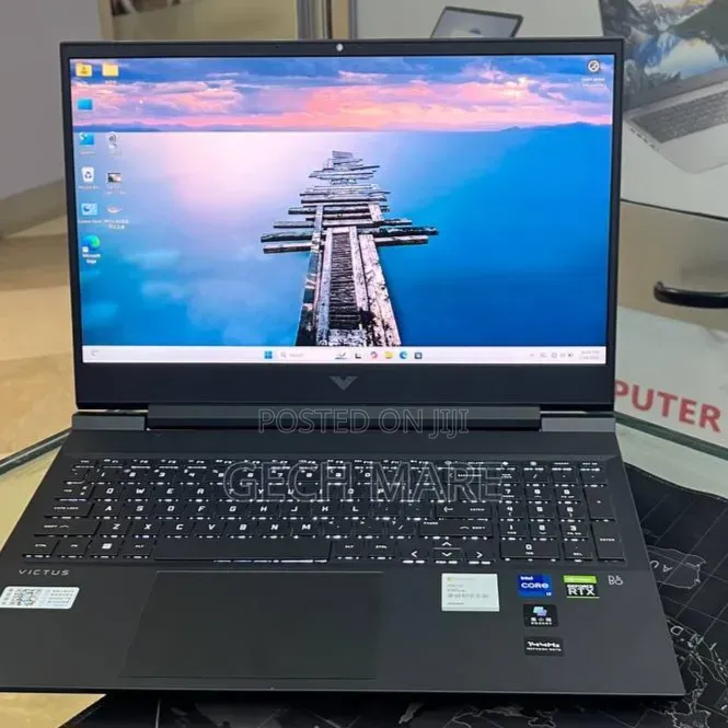New Laptop HP Victus 15 16GB Intel Core i7 SSD 512GB