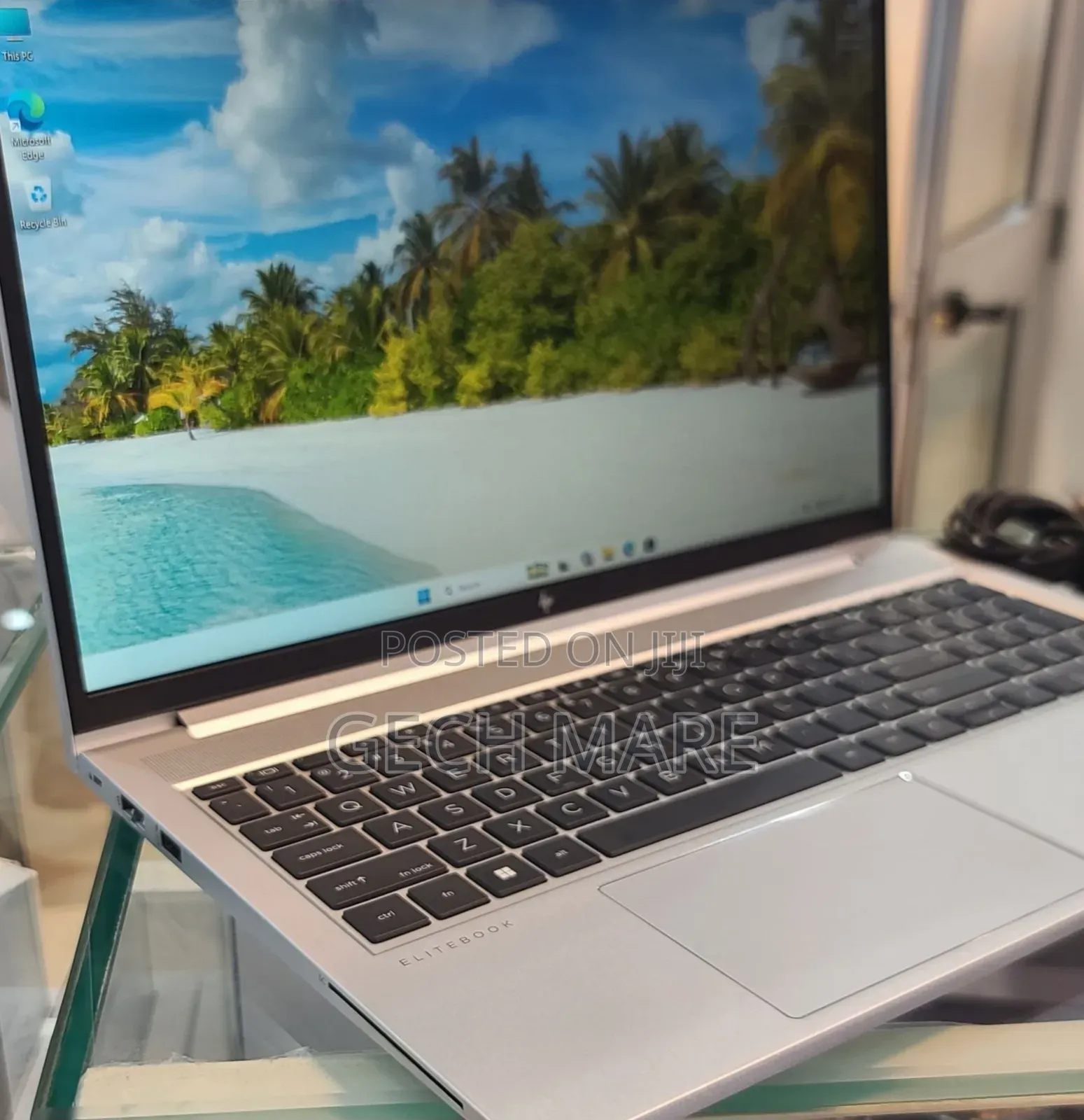 New Laptop HP EliteBook 860 G9 16GB Intel Core i5 SSD 512GB