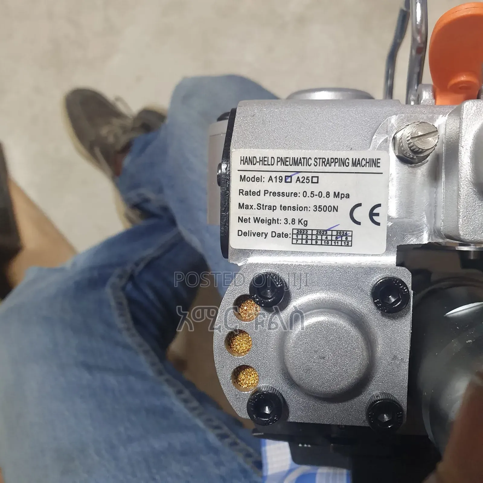 Pneumatic Plastic Strapping Machine