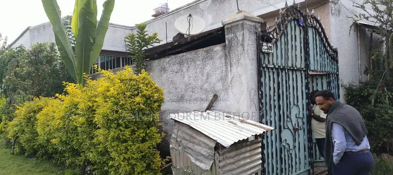 Furnished 7bdrm House in Bishoftu, East Shewa for sale