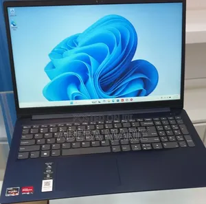 New Laptop Lenovo IdeaPad 1 8GB AMD Ryzen 5 SSD 256GB