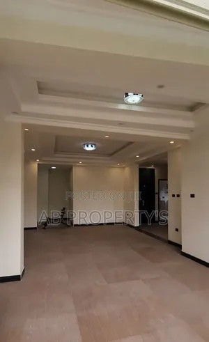 Furnished 2bdrm Apartment in መገናኛ ሾላ ገበያ, Yeka for sale