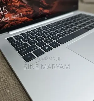New Laptop HP EliteBook 840 G10 16GB Intel Core i7 SSD 512GB