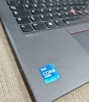 New Laptop Lenovo ThinkPad T14s G4 16GB Intel Core i7 SSD 512GB