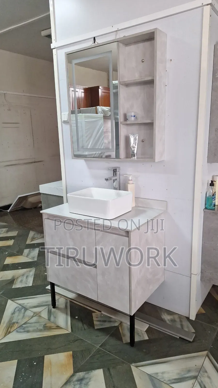 Handwash Kabinat 80x55