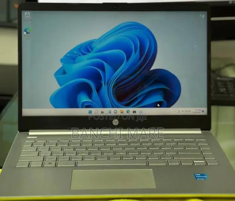 New Laptop HP Stream Notebook 8GB Intel Core i5 SSD 128GB